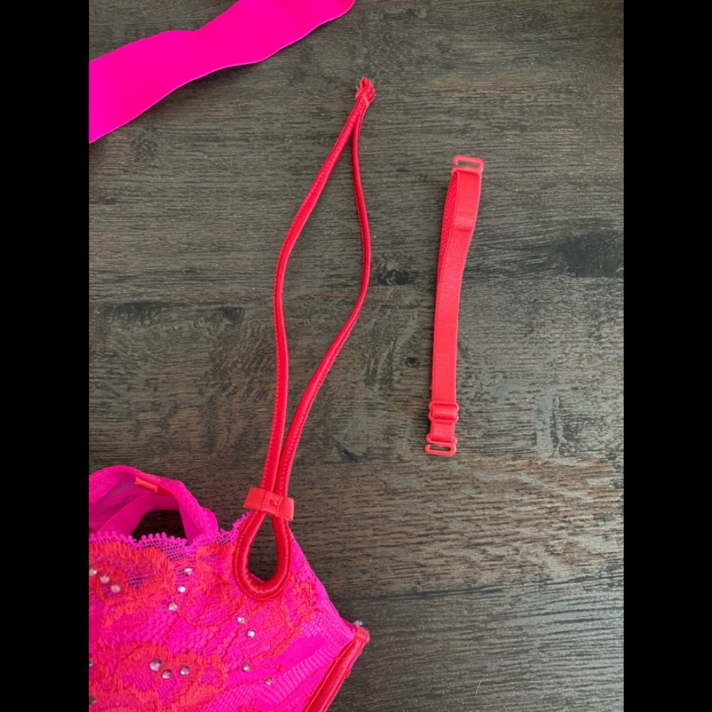 Victoria’s Secret | Sexy Little Things Bra - Picture 11 of 11